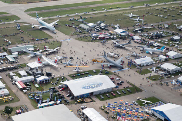 Oh, what an Oshkosh! 2016 AirVenture attracts 565,000 to aviation's ...