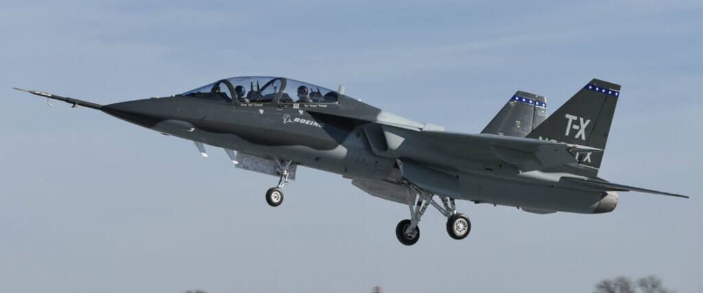 During the 55-minute flight, lead T-X test pilot Steven Schmidt, and chief pilot for Air Force programs Dan Draeger, who was in the seat behind Schmidt, validated key aspects of the single-engine jet and demonstrated the performance of the low-risk design. Boeing Photo