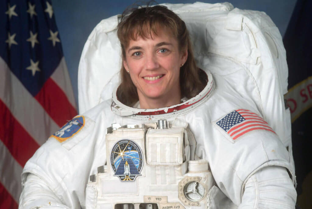 Aside from NASA Mission Specialist and builder of space stations, Stefanyshyn-Piper is a 30-year veteran of the U.S. Navy having served as mechanical engineer, diver, salvage officer, surface warfare officer and commanding officer with numerous awards and commendations to her credit. NASA Photo