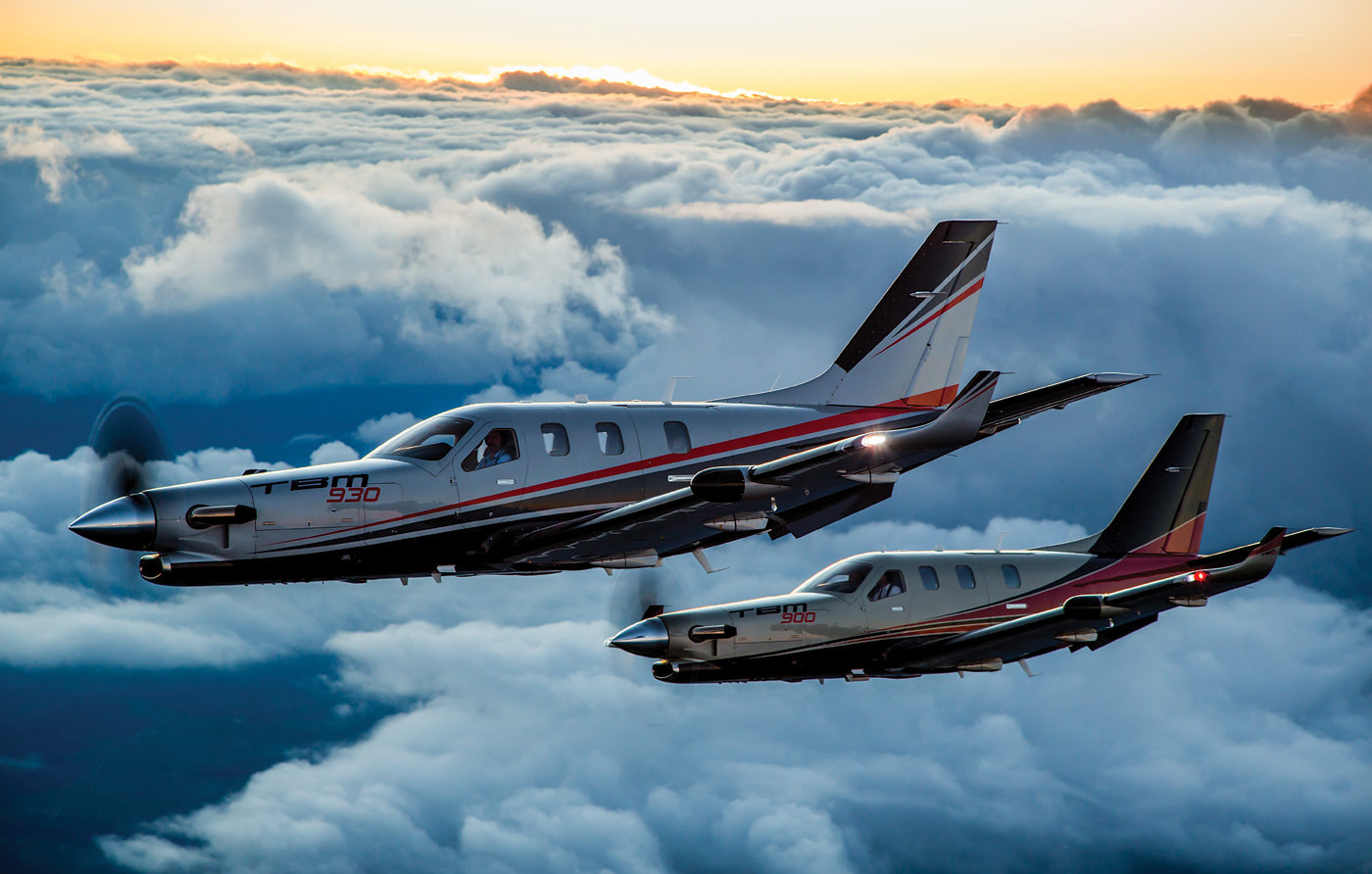 In 2016, Daher announced a new model of its TBM single-engine turboprop family, the TBM 930. Both the Garmin G3000-equipped 930 and the G1000-equipped 900 are currently in production. The TBM 930, the latest version of the world’s fastest certified single-engine turboprop, reaches speeds of 330 knots. Eduardo Da Forno Photo