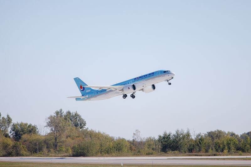 Bombardier delivers Korean Air Line's first CS300 airliner - Skies Mag