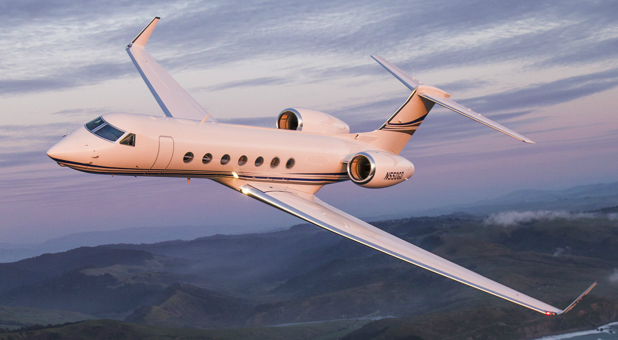 Gulfstream_G550_Aerial_14-cropped - Skies Mag