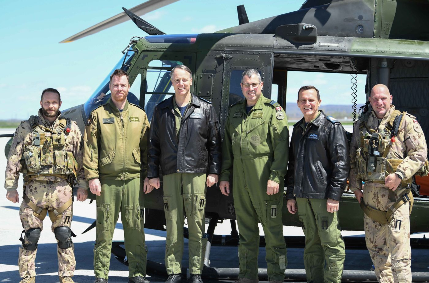 RCAF commander visits 438 Tactical Helicopter Squadron - Skies Mag