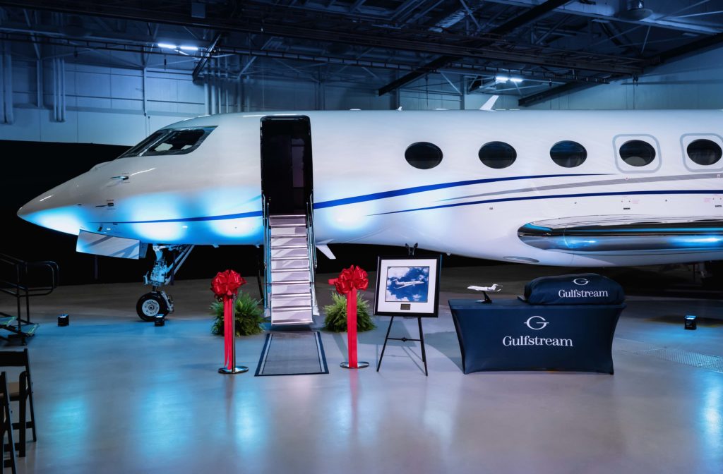 The G600, which already has more than 10 city-pair speed records, flies 6,500 nautical miles/12,038 kilometers at its long-range cruise speed of Mach 0.85. Its maximum operating speed is Mach 0.925, the same as the company flagship Gulfstream G650ER. Gulfstream Photo