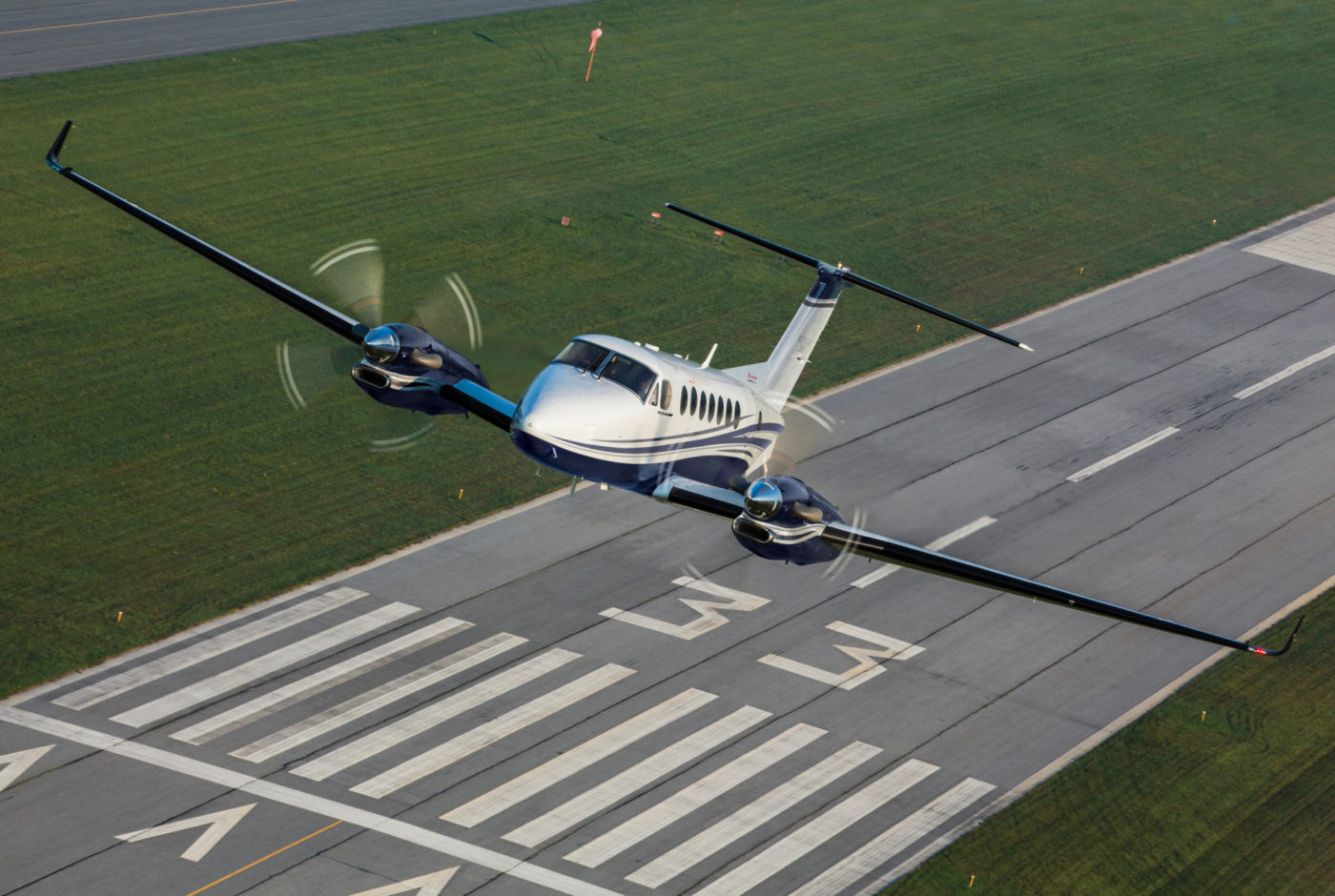 Textron Unveils New Beechcraft King Air 360 - Skies Mag