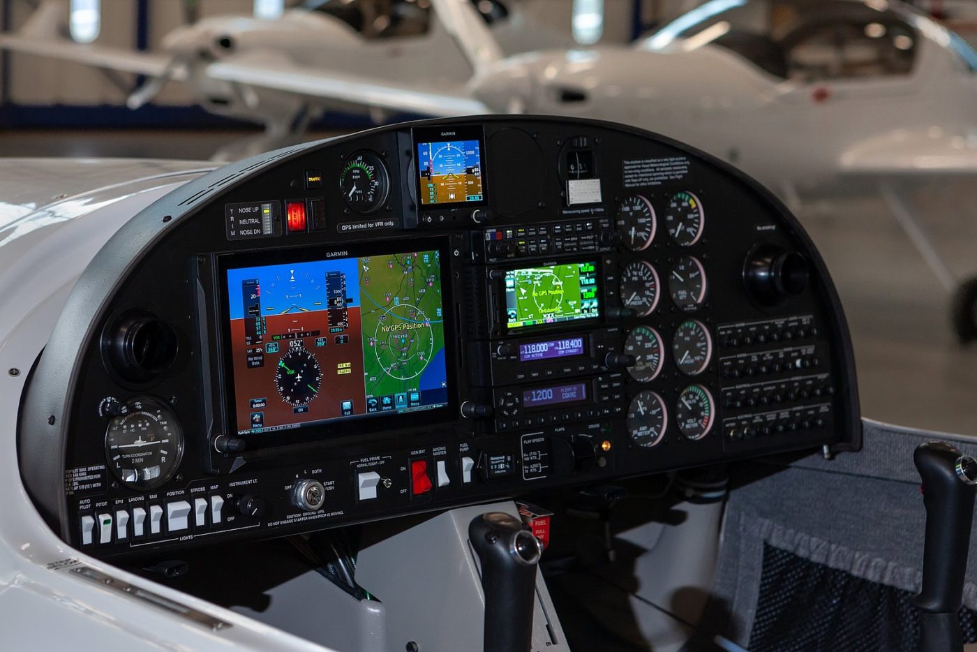 Diamond relaunches DA20-C1 with new instrument panel - Skies Mag