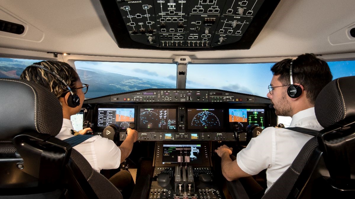 Alsim launches new Airliner jet flight simulator - Pilot Career News :  Pilot Career News