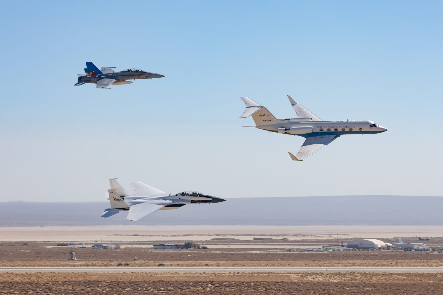 Aerospace Valley Air Show makes debut at Edwards Air Force Base Skies Mag