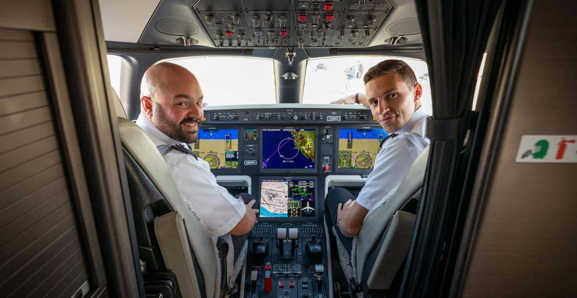 Pilot Levels: From Captain To Second Officer - FLYING Magazine
