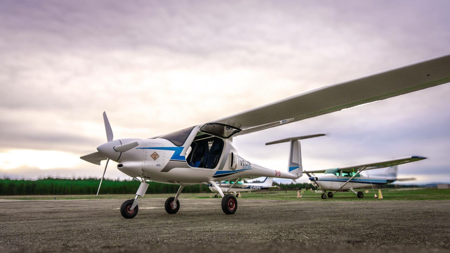 Sealand Flight takes delivery of all-electric Velis Electro training ...