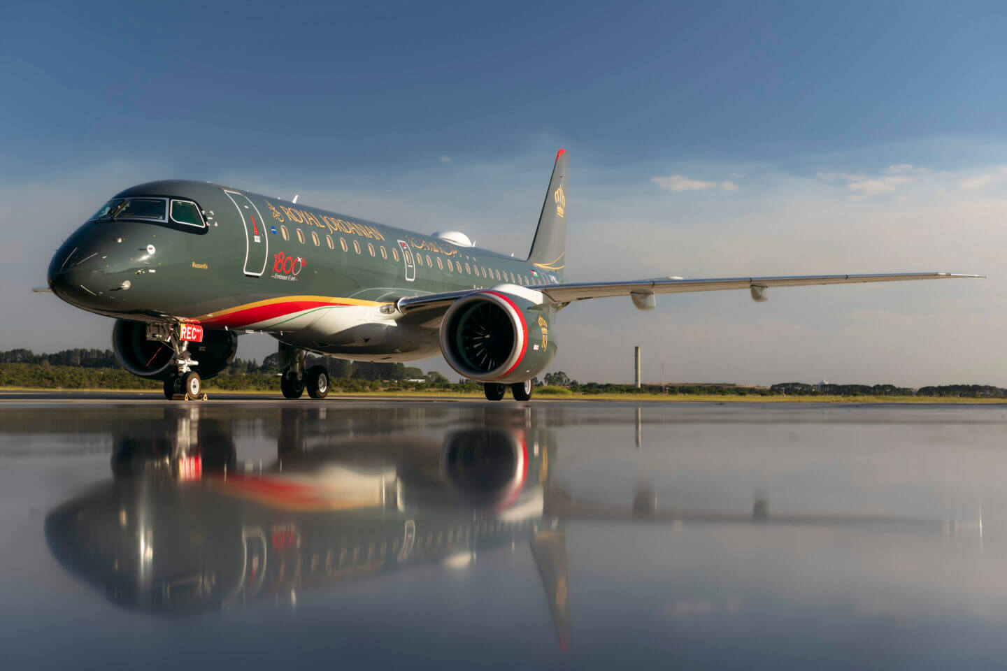 Embraer delivers 1,800th E-Jet - Skies Mag