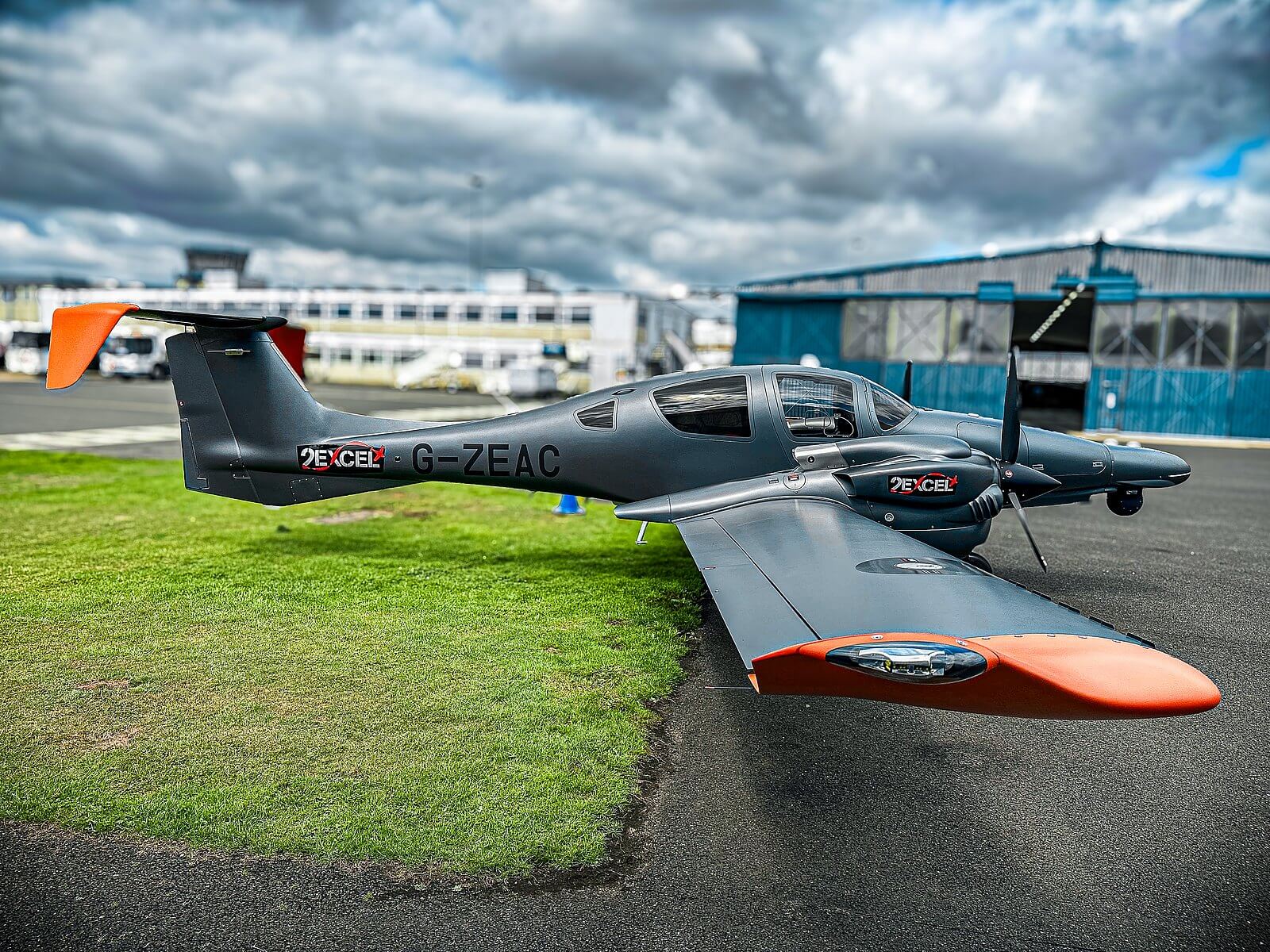May2です Diamond Aircraft delivers fifth DA62 MPP to 2Excel Aviation